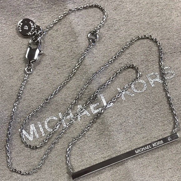 $115NEW Michael Kors Silver Tone Logo Bar necklace - Picture 1 of 8